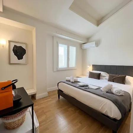 La Costa Guest house